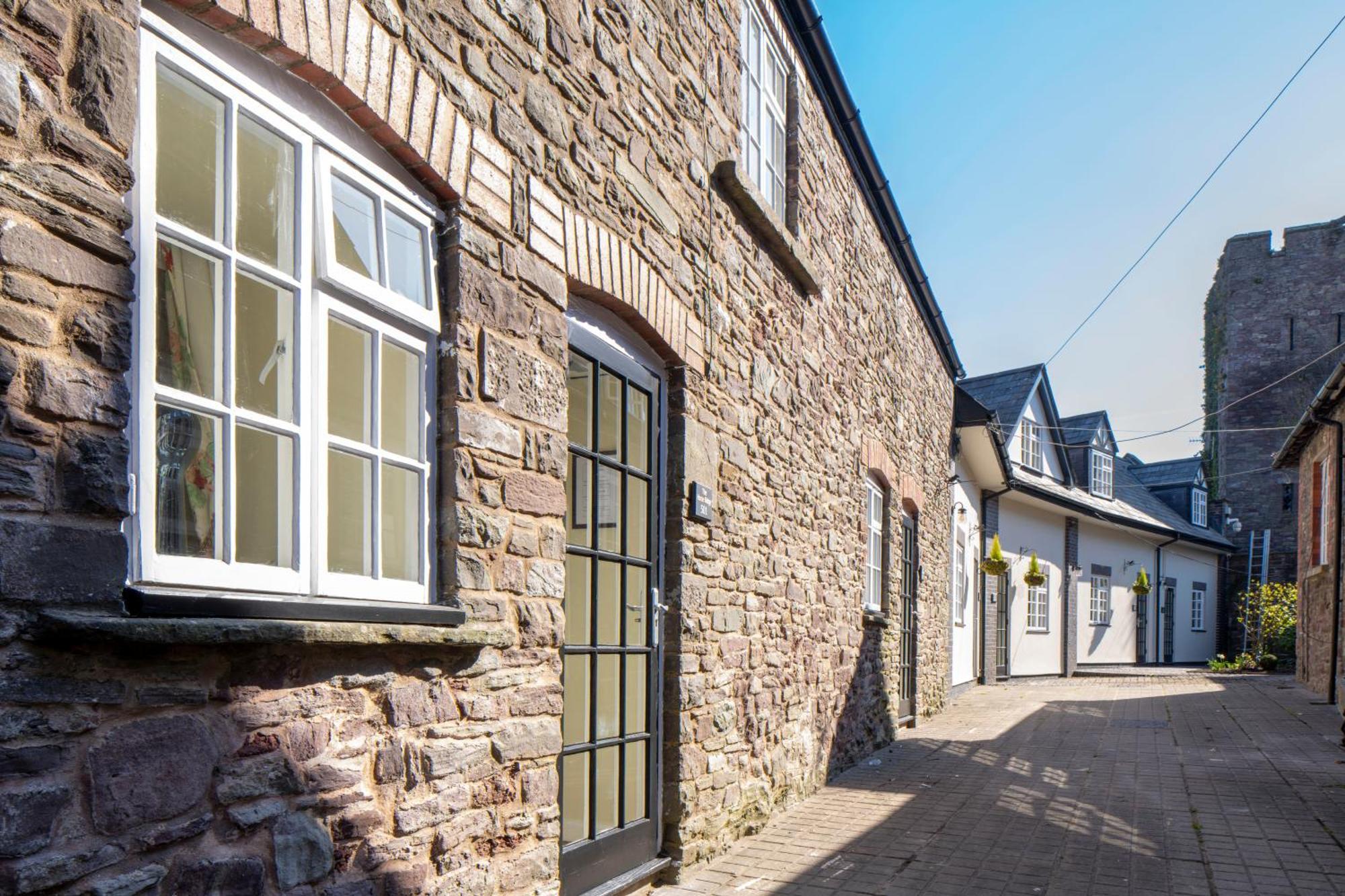 The Castle Of Brecon Hotel, Brecon, Powys Екстериор снимка