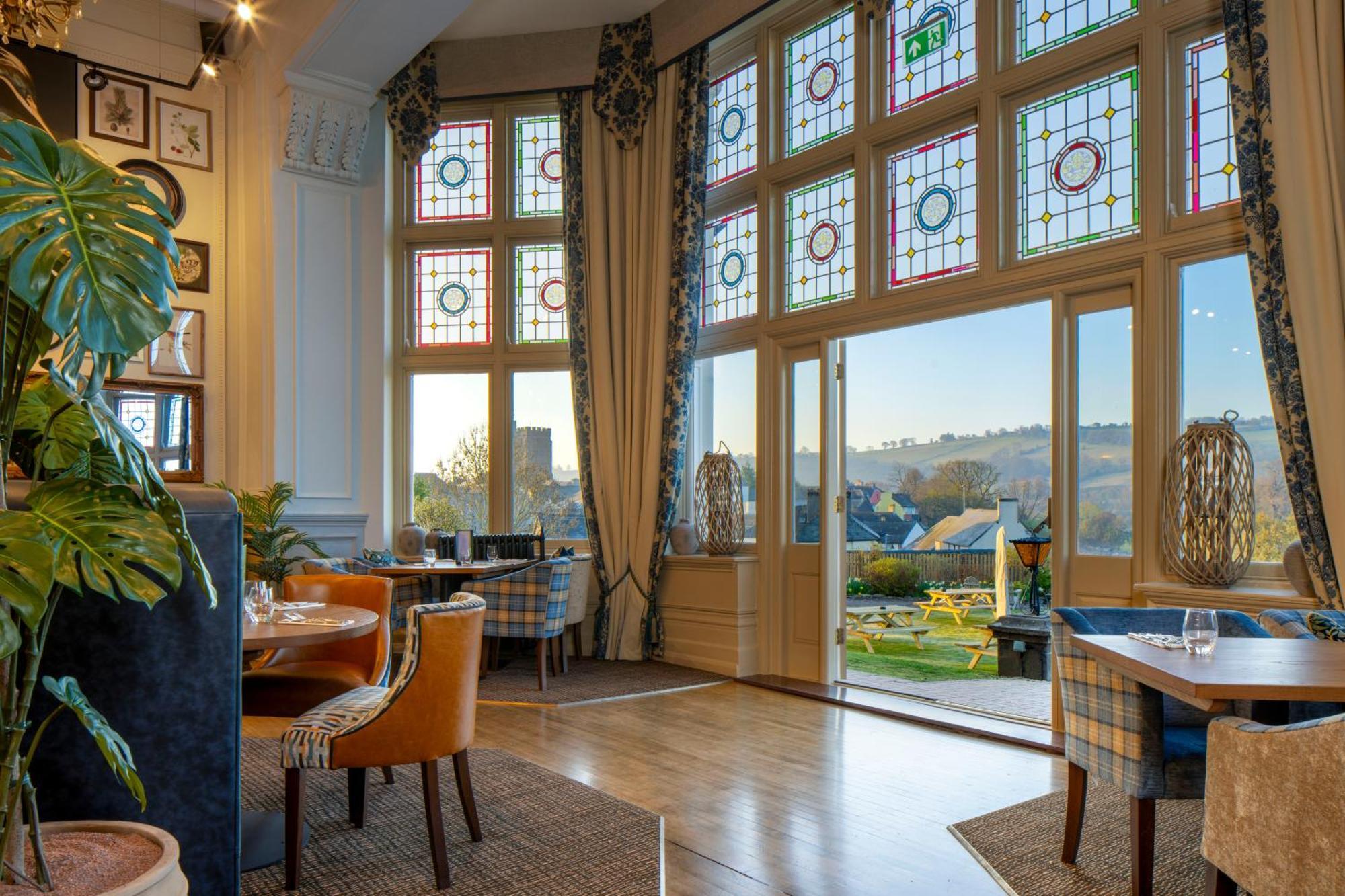 The Castle Of Brecon Hotel, Brecon, Powys Екстериор снимка