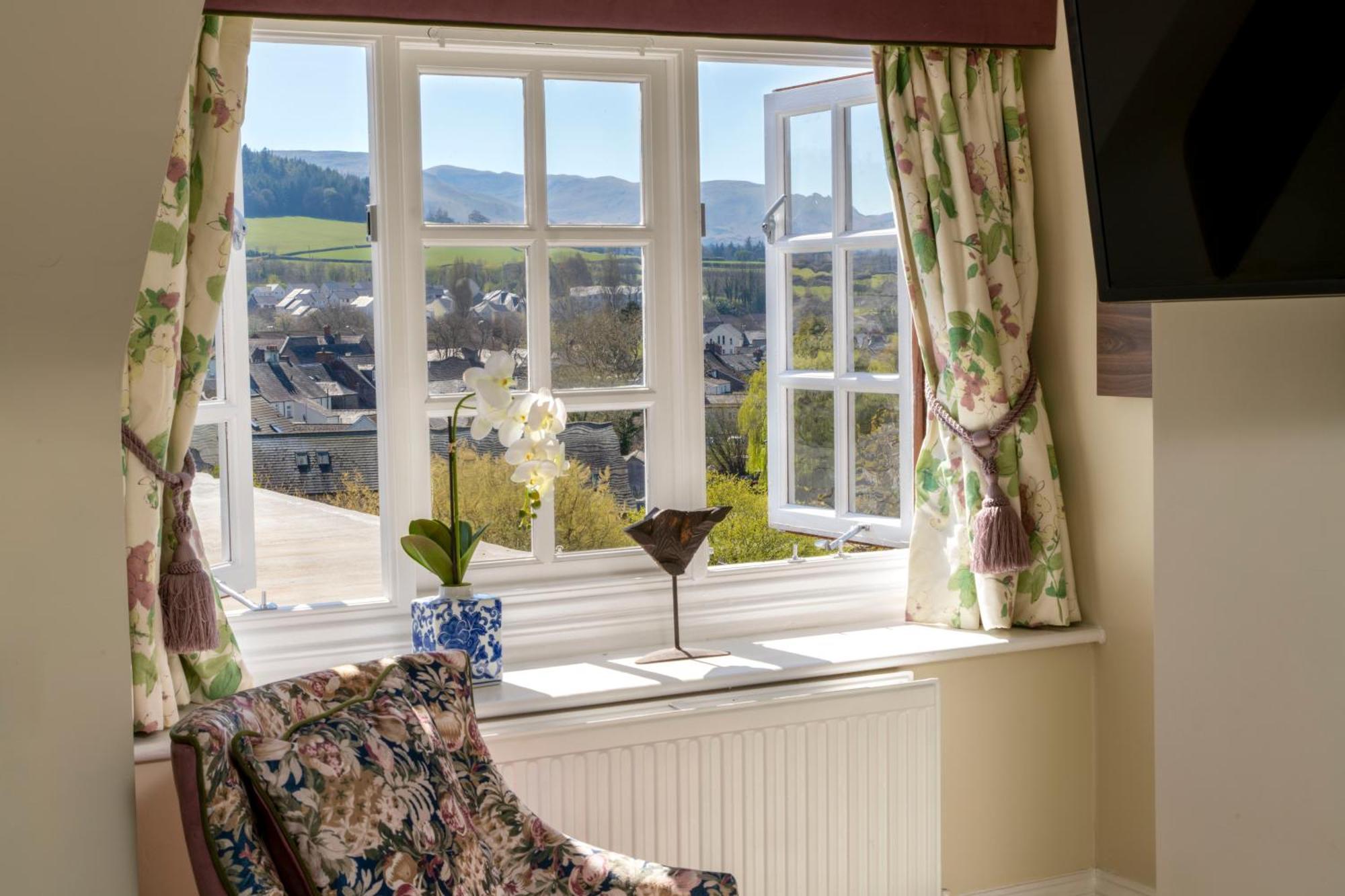 The Castle Of Brecon Hotel, Brecon, Powys Екстериор снимка